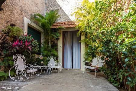 Amora Karina Vacation Rental 11