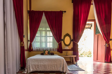 Amora Karina Vacation Rental 37